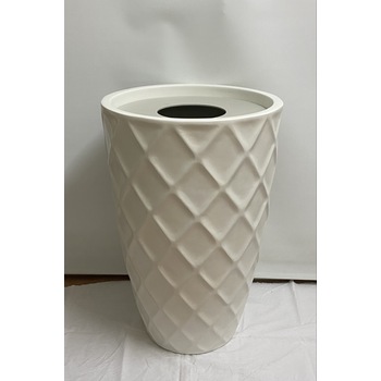 Diamond  Mat White Planter